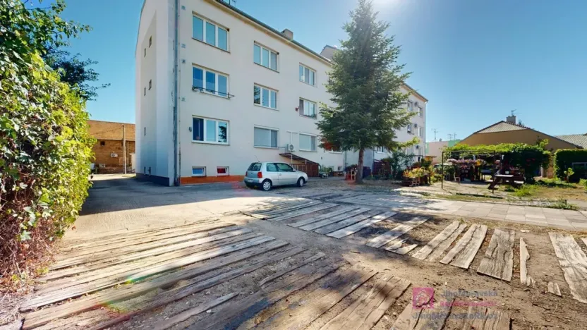 Prodej bytu 2+1, Rakvice, Družstevní, 59 m2