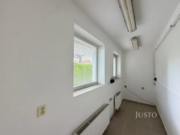 Pronájem výrobních prostor, Jablonec nad Nisou - Rýnovice, Ladova, 85 m2