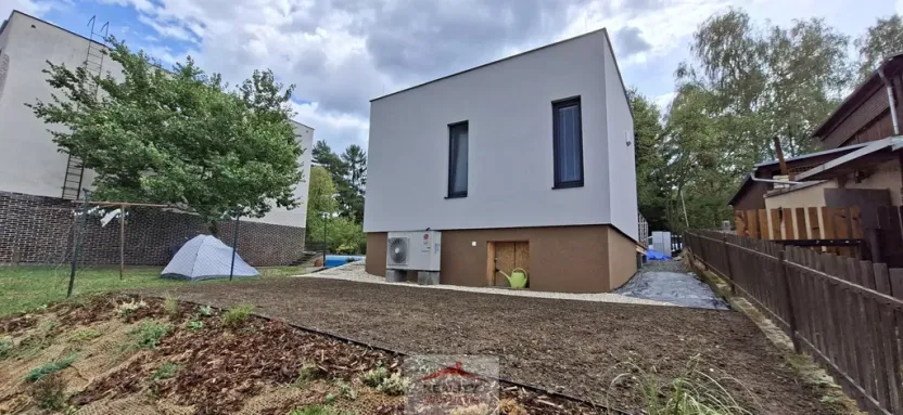 Pronájem rodinného domu, Valašské Meziříčí, 28. října