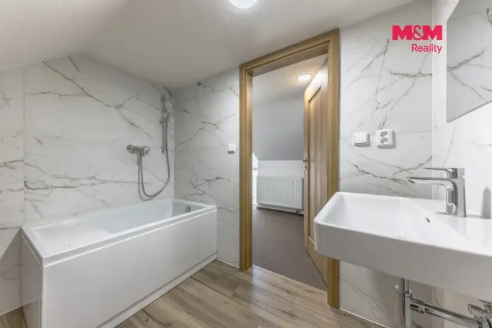 Prodej rodinného domu, Rokytnice nad Jizerou - Dolní Rokytnice, 450 m2