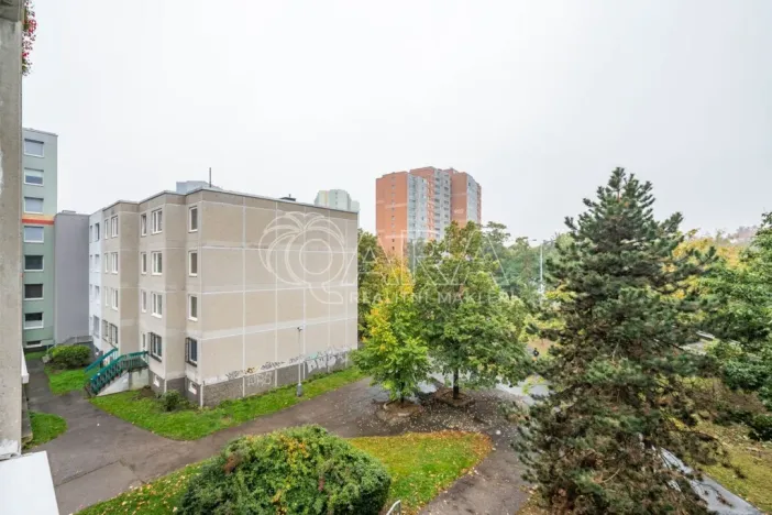 Pronájem bytu 1+kk, Praha - Hloubětín, Slévačská, 29 m2