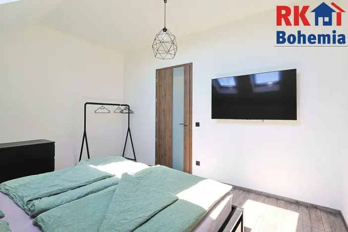 Pronájem bytu 4+kk, Doubravčice, K Jízdárně, 184 m2