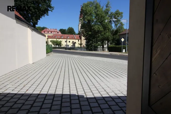 Pronájem bytu 1+kk, Chrastava, náměstí 1. máje, 42 m2