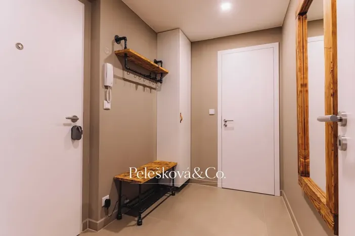 Prodej ubytování, Špindlerův Mlýn, 56 m2