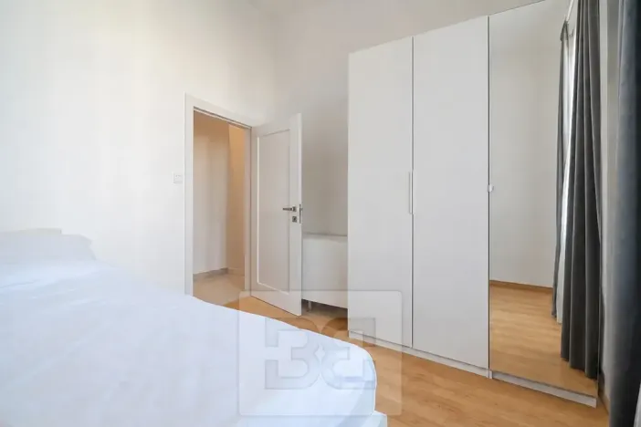 Pronájem bytu 2+1, Praha - Vinohrady, Velehradská, 42 m2