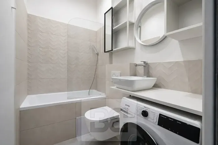 Pronájem bytu 2+1, Praha - Vinohrady, Velehradská, 42 m2