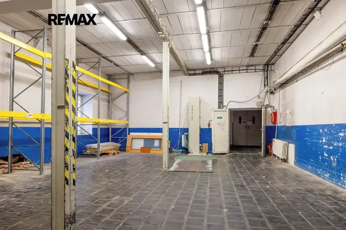 Pronájem skladu, Rudná, Masarykova, 1270 m2