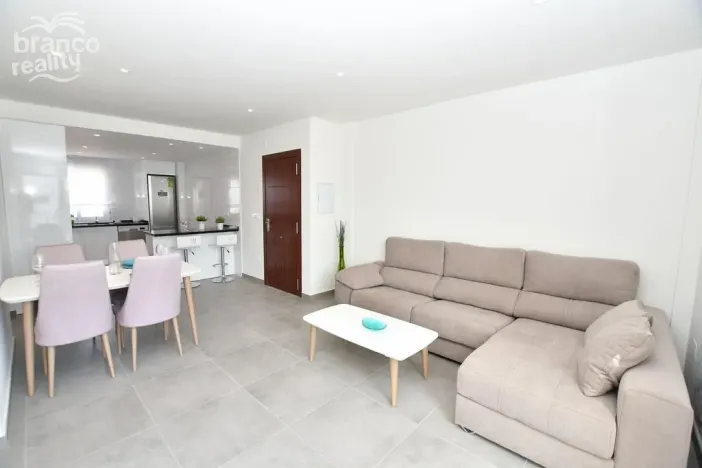 Prodej rodinného domu, San Miguel de Salinas, Alicante, Španělsko, 73 m2
