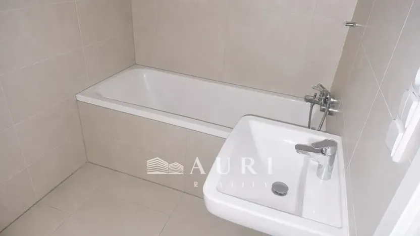 Prodej bytu 2+kk, Beroun, Na Náhonu, 60 m2
