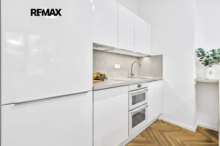 Prodej bytu 2+kk, Praha - Vinohrady, V Horní Stromce, 49 m2