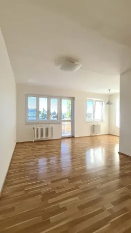 Pronájem bytu 3+kk, Praha - Podolí, Pod Pekařkou, 70 m2