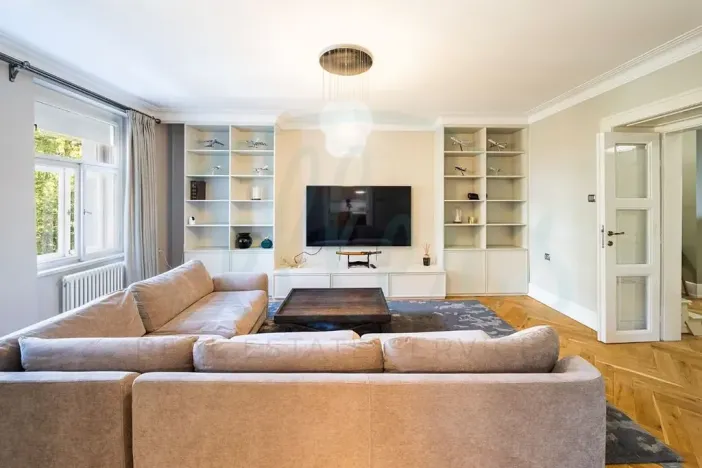 Pronájem bytu 3+1, Praha - Vinohrady, Lužická, 120 m2