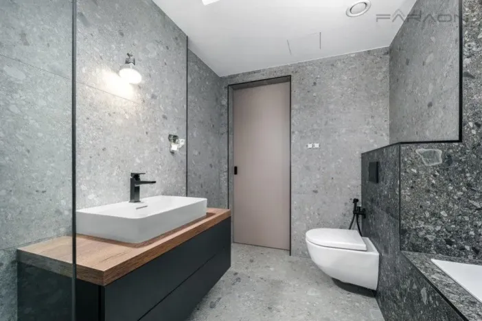 Prodej bytu 2+kk, Praha - Vysočany, Spojovací, 87 m2