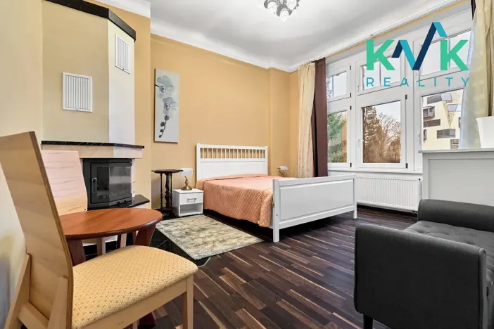 Pronájem bytu 4+kk, Karlovy Vary, Na Vyhlídce, 109 m2