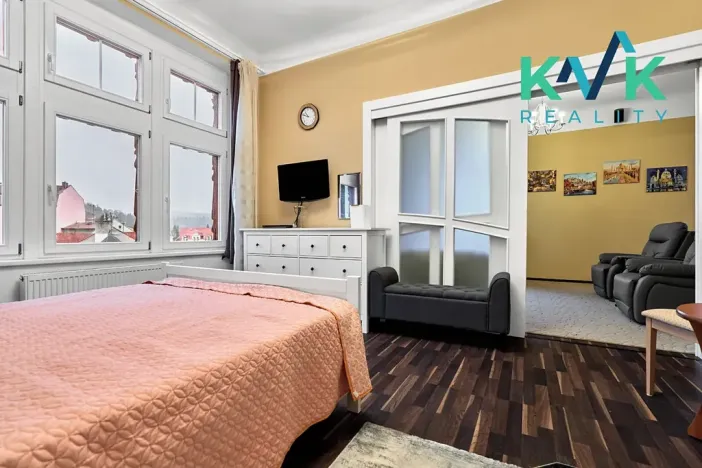 Pronájem bytu 4+kk, Karlovy Vary, Na Vyhlídce, 109 m2