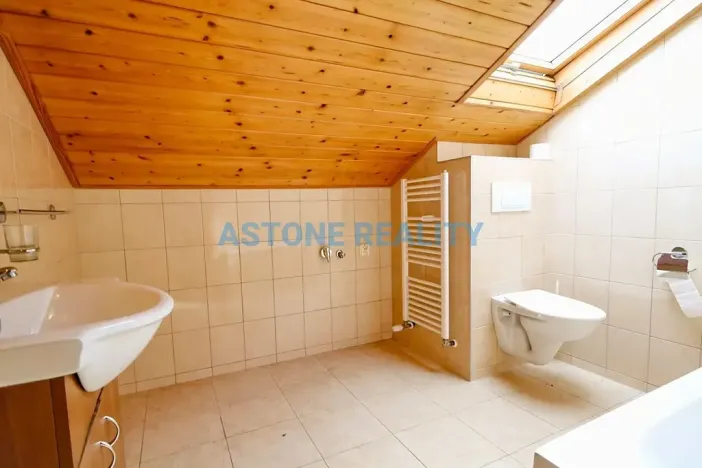 Pronájem bytu 2+kk, Praha - Satalice, Bošínská, 65 m2