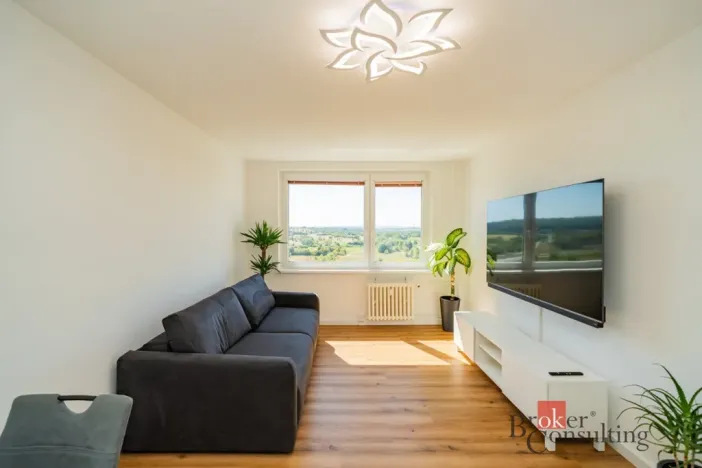 Pronájem bytu 3+kk, Praha - Černý Most, Bryksova, 72 m2