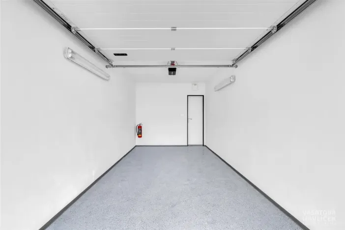 Prodej garáže, Hradec Králové, K Meteoru, 16 m2