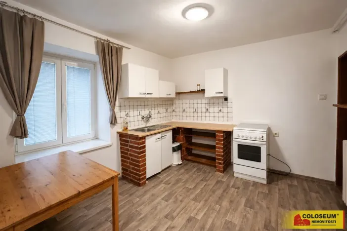Prodej rodinného domu, Suchohrdly, 100 m2