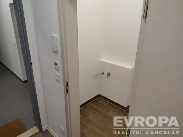 Pronájem bytu 2+kk, Praha - Hostivař, Arnošta Staňka, 48 m2
