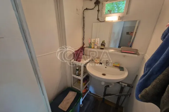 Prodej chaty, Černolice, V Dolečku, 38 m2