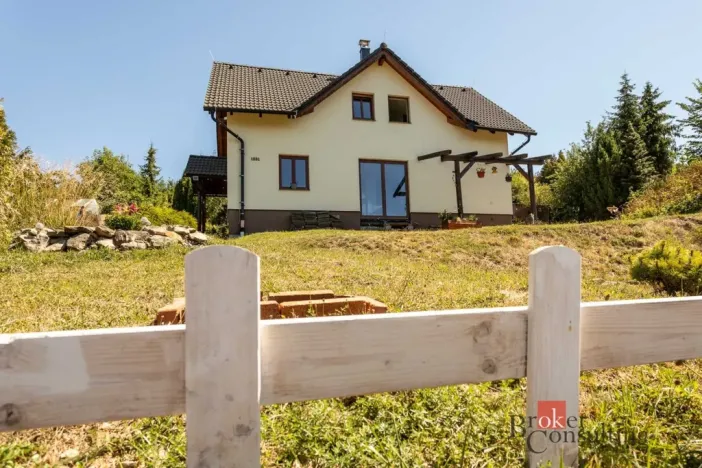 Prodej rodinného domu, Nové Město na Moravě, Petrovická, 200 m2