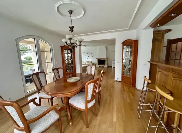 Pronájem rodinného domu, Bašť, Za Vilou, 300 m2