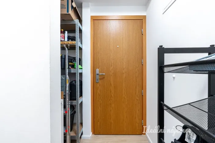 Pronájem bytu 1+kk, Vrané nad Vltavou, Nádražní, 29 m2