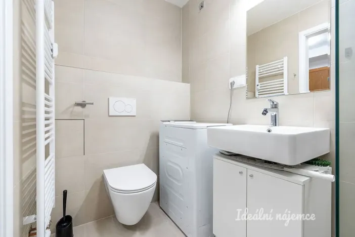 Pronájem bytu 1+kk, Vrané nad Vltavou, Nádražní, 29 m2