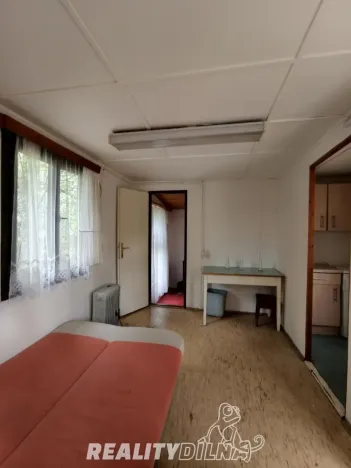 Pronájem zahrady, Praha - Dubeč, Slatiny, 781 m2