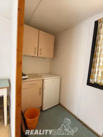 Pronájem zahrady, Praha - Dubeč, Slatiny, 781 m2