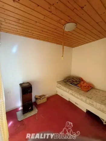Pronájem zahrady, Praha - Dubeč, Slatiny, 781 m2