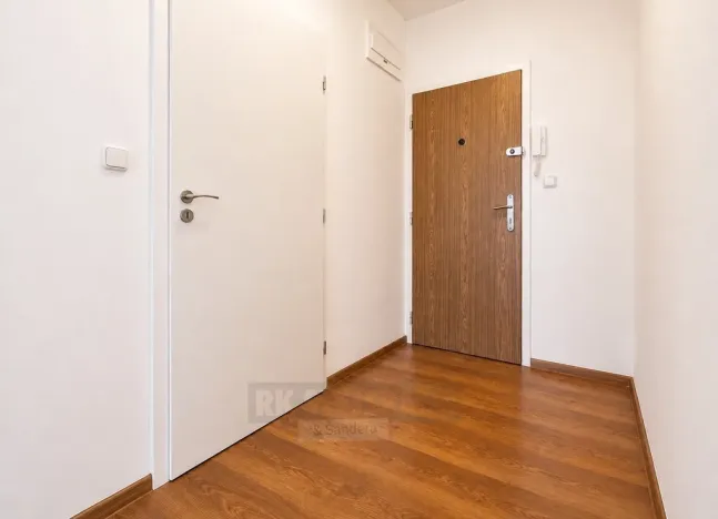 Pronájem bytu 1+kk, Praha - Modřany, Daškova, 29 m2