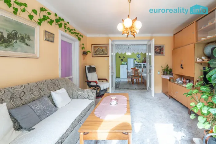 Prodej bytu 2+1, Horní Slavkov, Poštovní, 51 m2