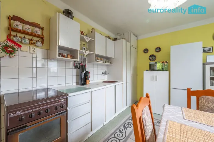 Prodej bytu 2+1, Horní Slavkov, Poštovní, 51 m2
