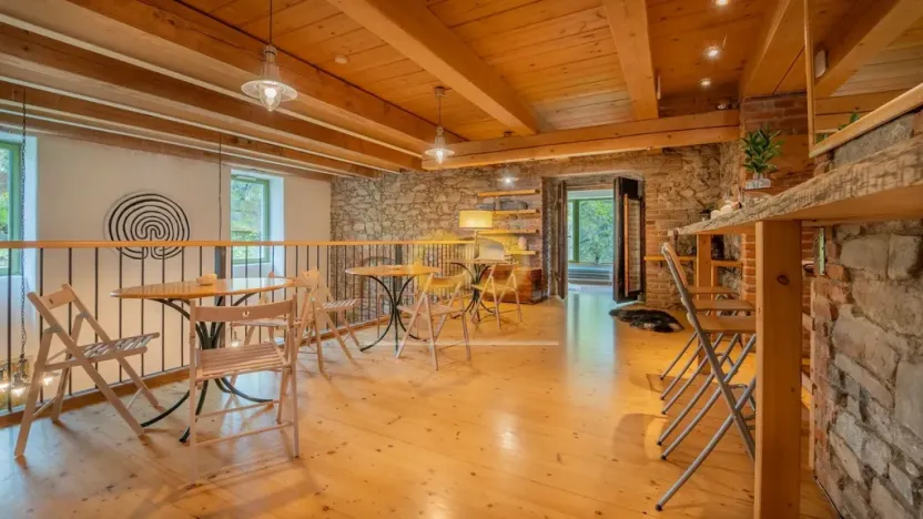 Prodej ubytování, Uzeničky - Černívsko, 590 m2