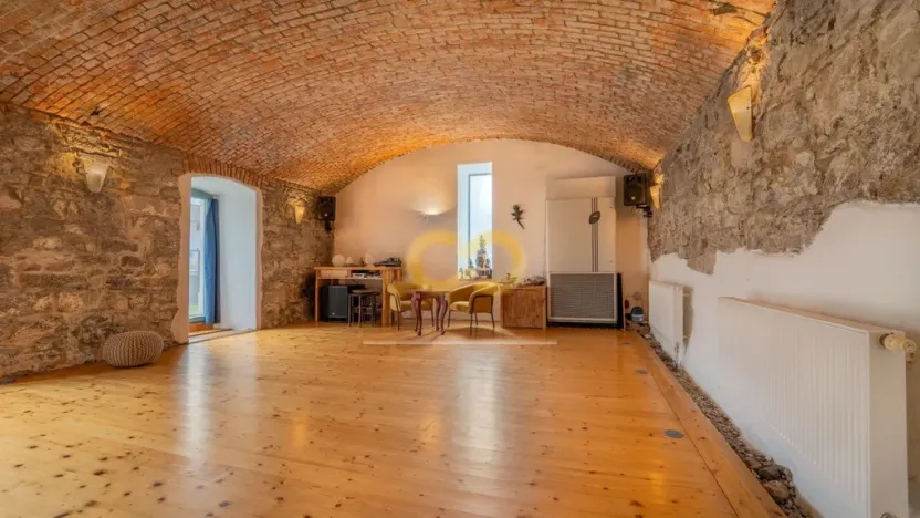 Prodej ubytování, Uzeničky - Černívsko, 590 m2