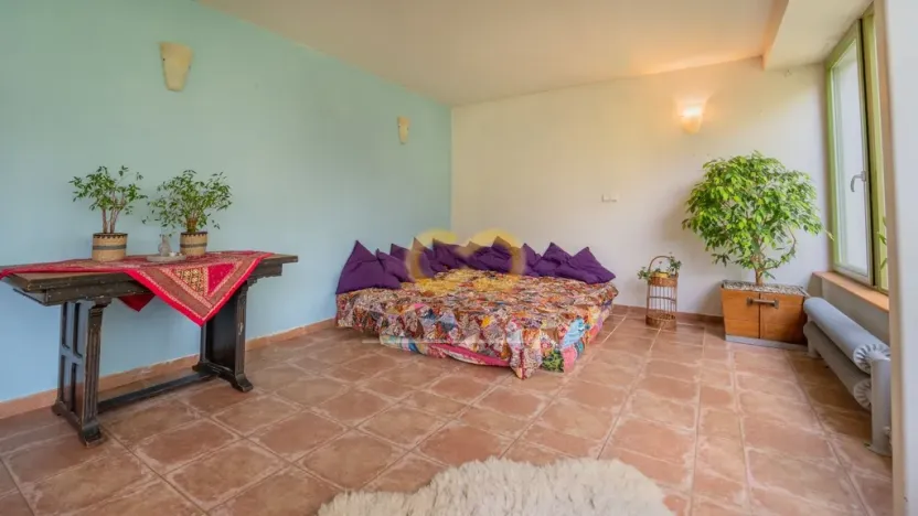 Prodej ubytování, Uzeničky - Černívsko, 590 m2