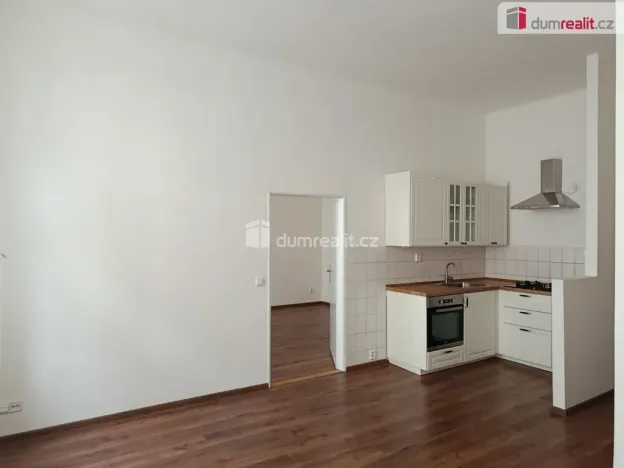 Pronájem bytu 2+kk, Praha - Nové Město, Pod Slovany, 51 m2