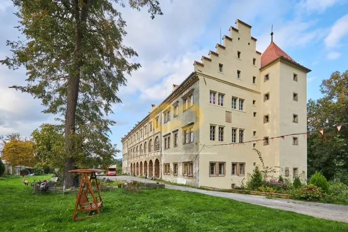Prodej historického objektu, Horní Libchava, 782 m2