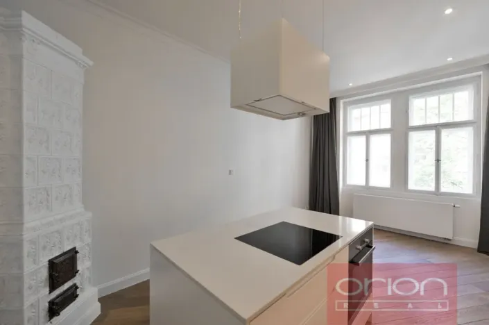 Pronájem bytu 2+kk, Praha - Vinohrady, náměstí Jiřího z Poděbrad, 54 m2