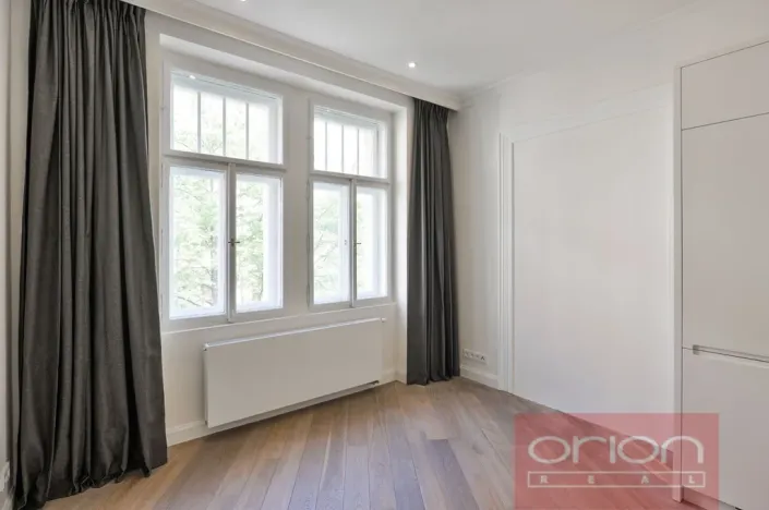 Pronájem bytu 2+kk, Praha - Vinohrady, náměstí Jiřího z Poděbrad, 54 m2