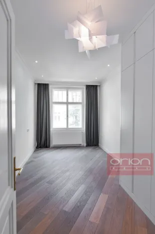 Pronájem bytu 2+kk, Praha - Vinohrady, náměstí Jiřího z Poděbrad, 54 m2