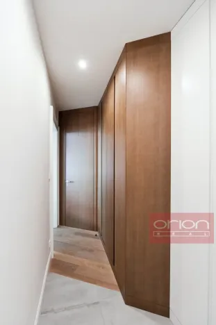 Pronájem bytu 2+kk, Praha - Vinohrady, náměstí Jiřího z Poděbrad, 54 m2