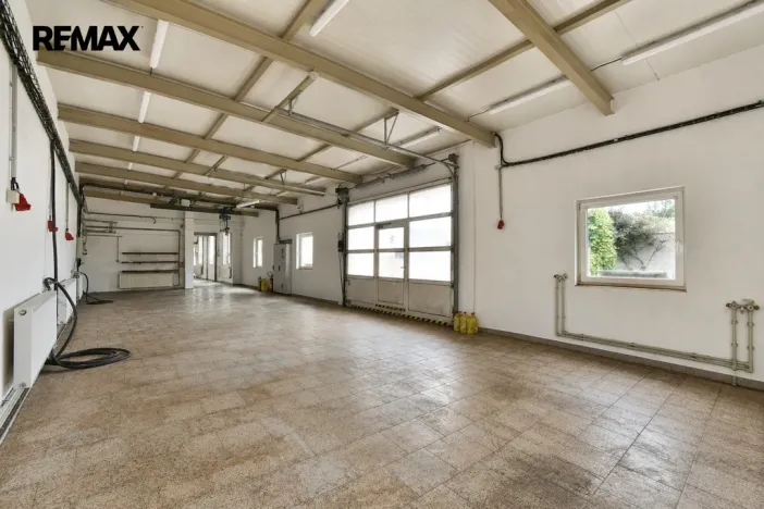 Pronájem výrobních prostor, Třebechovice pod Orebem, Týnišťská, 600 m2
