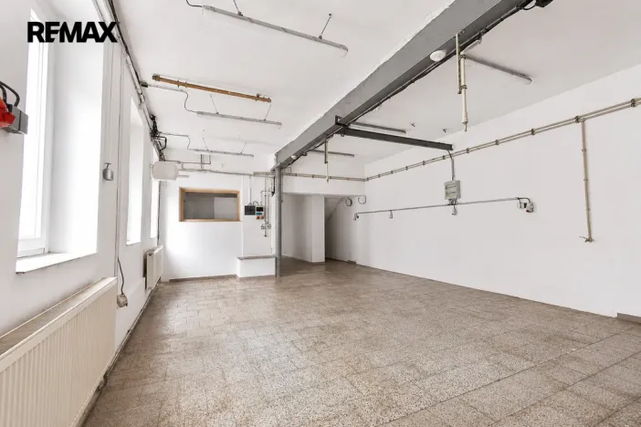 Pronájem výrobních prostor, Třebechovice pod Orebem, Týnišťská, 600 m2