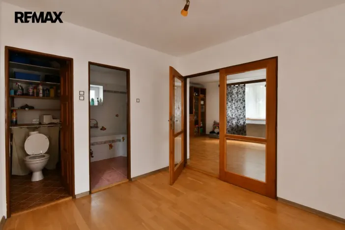 Pronájem výrobních prostor, Třebechovice pod Orebem, Týnišťská, 600 m2