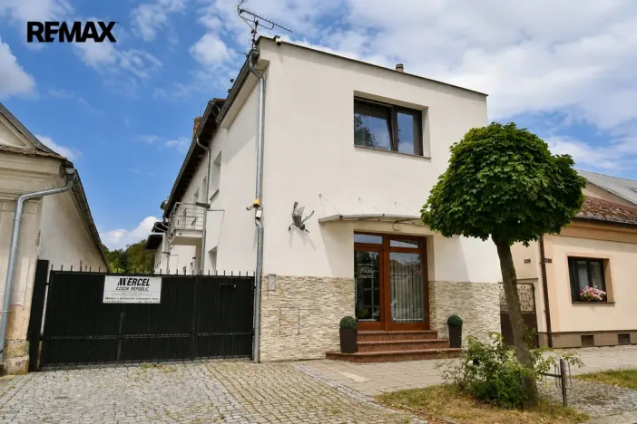 Pronájem výrobních prostor, Třebechovice pod Orebem, Týnišťská, 600 m2