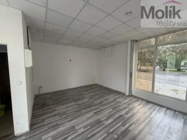 Pronájem obchodního prostoru, Most, Víta Nejedlého, 29 m2