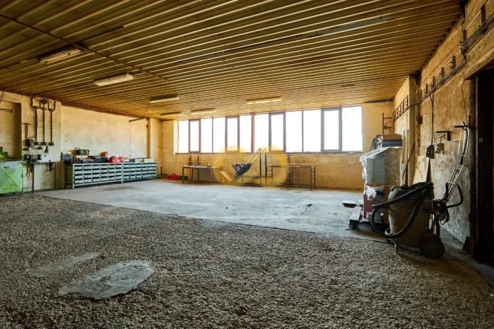 Prodej výrobních prostor, Háje, 6412 m2